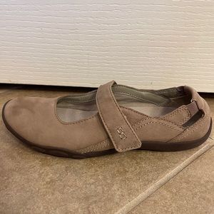 Clarks Women’s Haley MaryJanes Taupe Shoes Sz 7.5